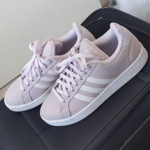 Adidas cloud foam sneakers